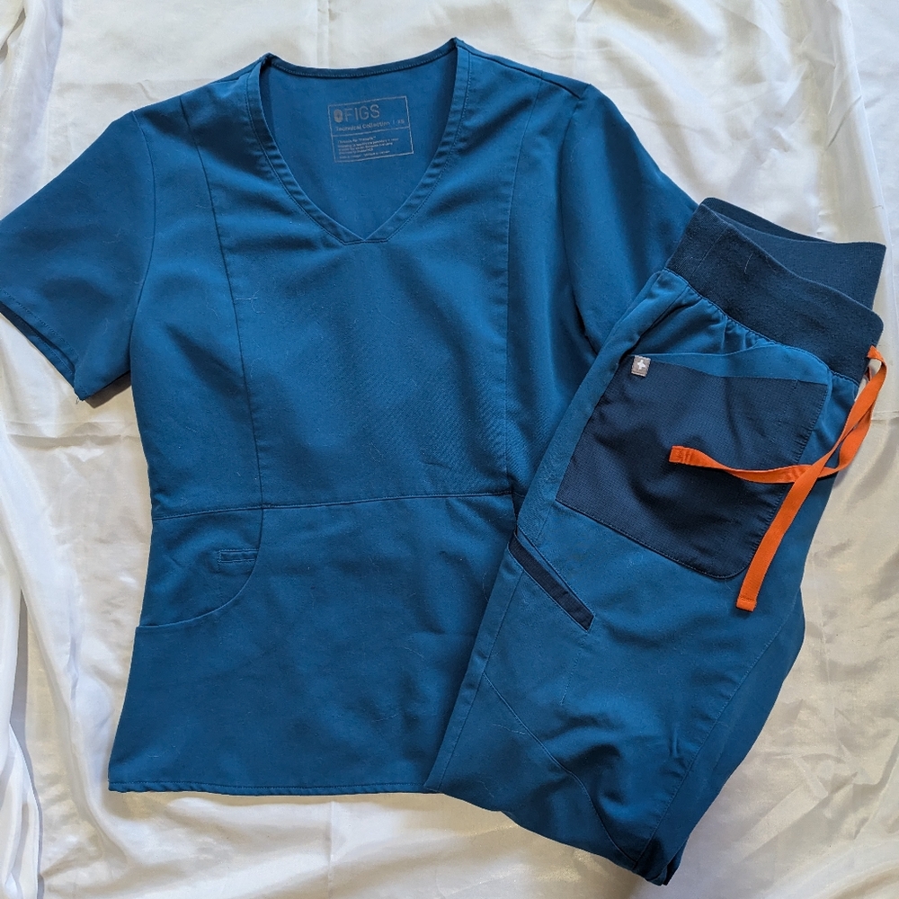 Set of Alpine blue Figs scrubs top and bottom jogger pants